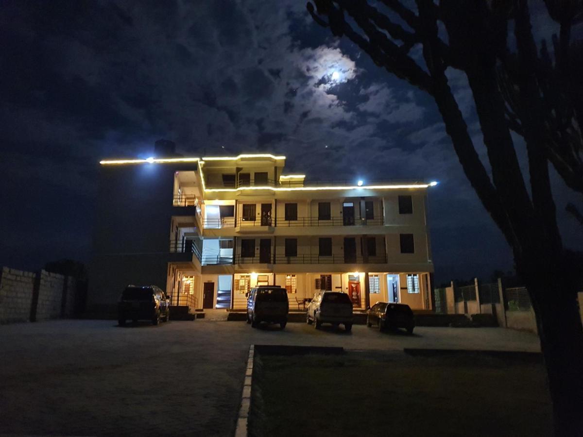 Walabi Mara Hotel Narok Exterior photo